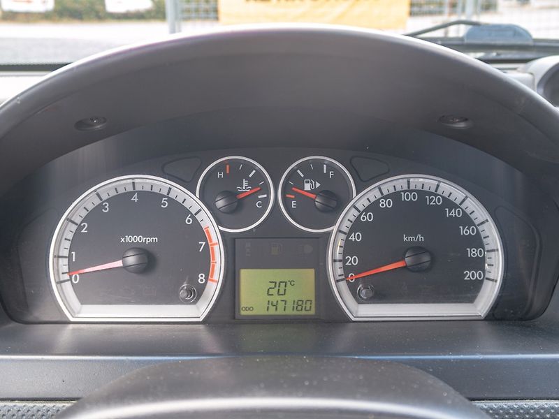 Chevrolet Aveo (2009) 1.2i 62KW - fotka 16 z 38