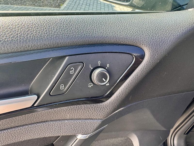 Volkswagen Golf (2013) 2.0 TDI GTD AUTOMAT PANORAMA - fotka 15 z 22