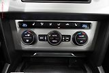 Volkswagen Passat (2015) 2.0 TDi, Comfortline, panor - náhled 18