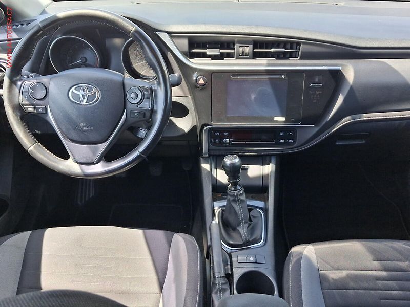 Toyota Auris (2017) 1.6i, 1.maj,ČR, AC, TZ, bixen - fotka 8 z 23