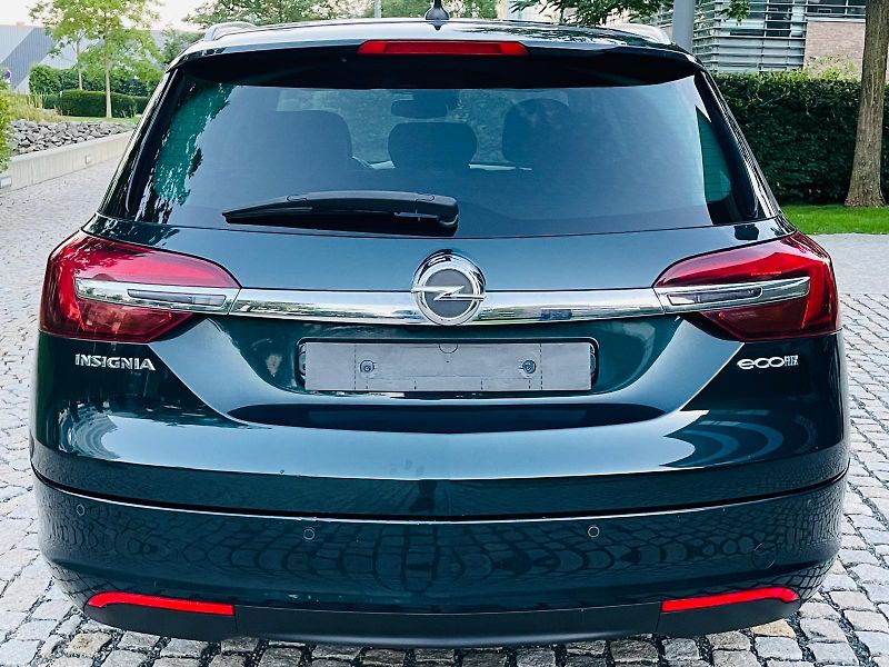 Opel Insignia 2.0CDTi MANUÁL KAMERA SERVISKA - fotka 14 z 46