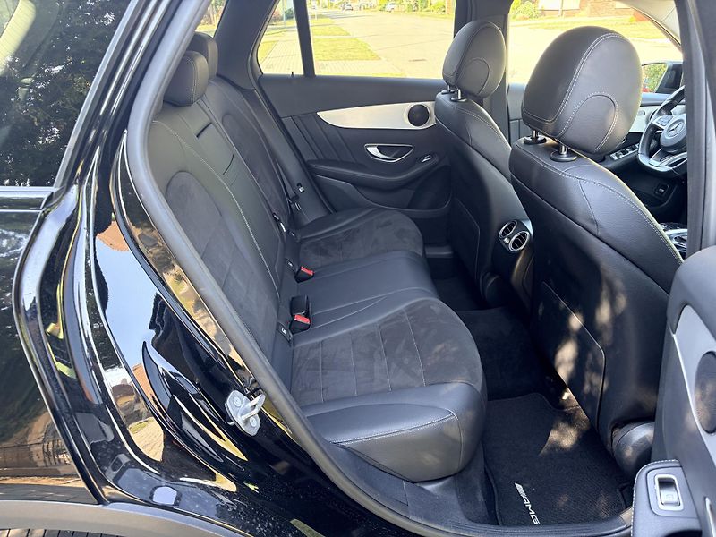 Mercedes-Benz GLC 220D 4MATIC - fotka 46 z 49