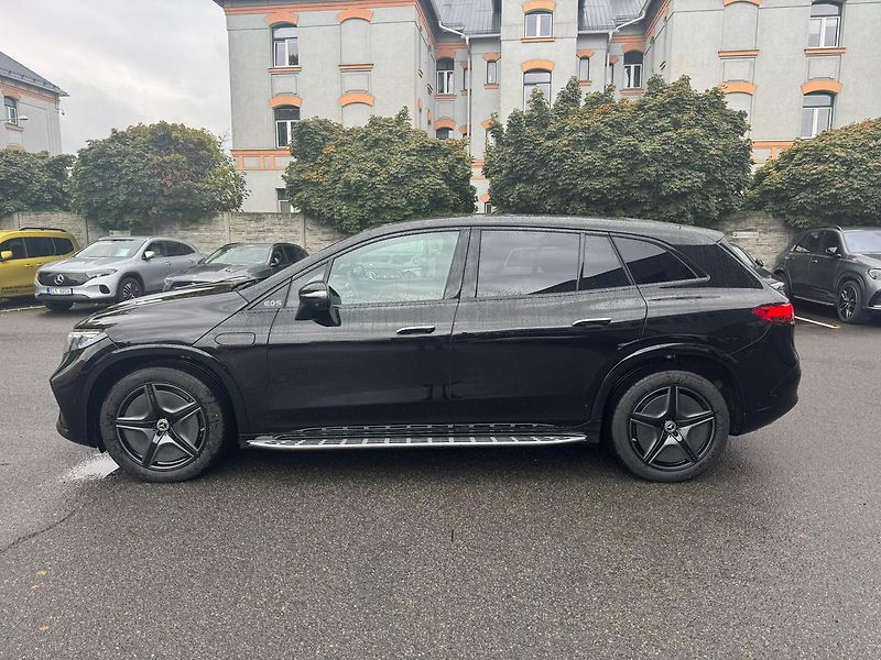 Mercedes-Benz EQS (2025) 500 4MATIC SUV - fotka 4 z 29