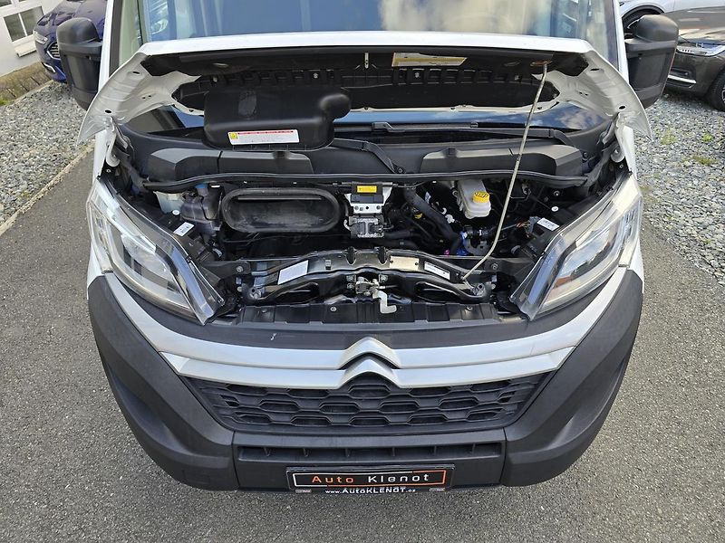 Citroën Jumper L1H1 2,2HDI 88kW - DPH - fotka 20 z 20