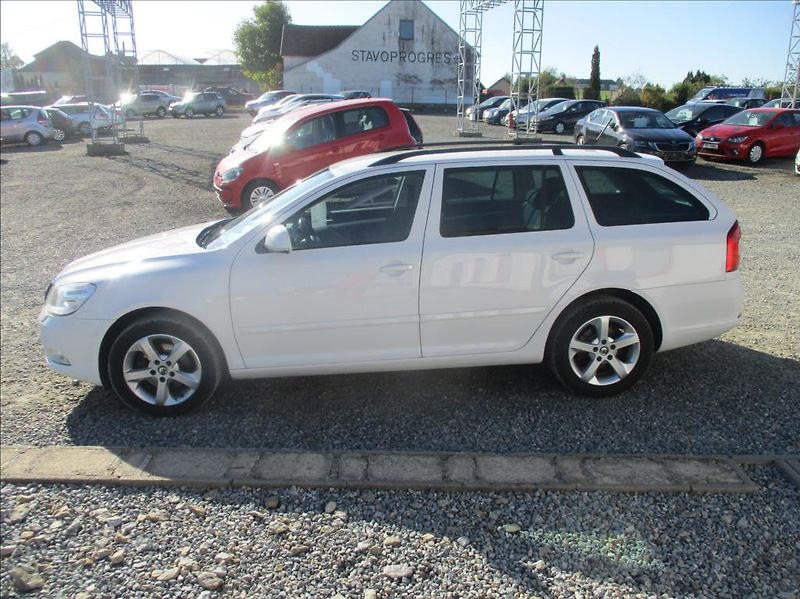 Škoda Octavia 1,4 TSi, Navi,aut.klima,servis - fotka 4 z 45