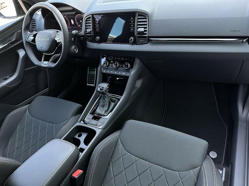 Škoda Karoq 1.5TSi DSG 150PS Sportline Mat - fotka 42 z 47