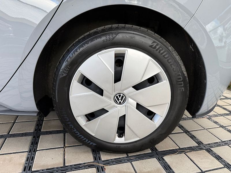 Volkswagen ID.3 PRO Perf. 150kW Kamera 62Kwh - fotka 7 z 37
