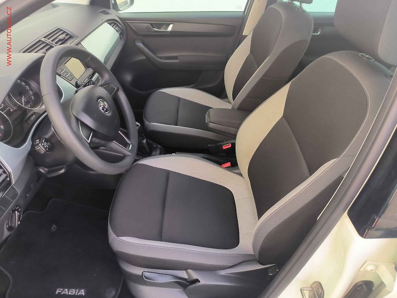 Škoda Fabia (2015) 1.2 TSi, Ambition - fotka 9 z 18