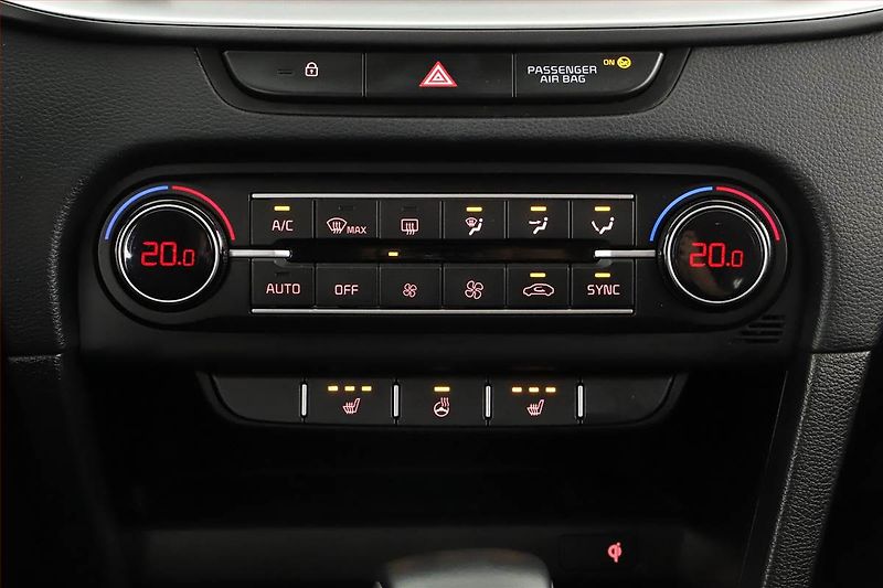Kia Ceed (2023) Top 1.5 T-GDI, Automat, ČR - fotka 12 z 20