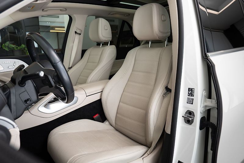 Mercedes-Benz GLE 360/Burmester/Pano - fotka 8 z 30