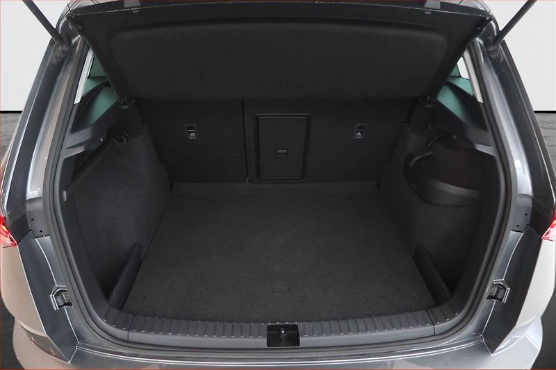 Škoda Karoq (2023) 2.0 TDI - fotka 14 z 17