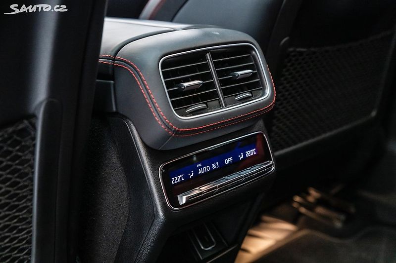 Mercedes-Benz GLE AMG 63 S kupé*Karbon*masáže - fotka 23 z 45