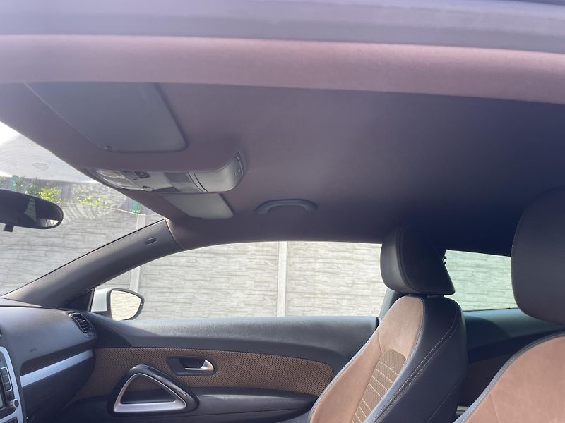 Volkswagen Scirocco 1.4TSi 125PS SPORT EDITION TOP - fotka 103 z 178