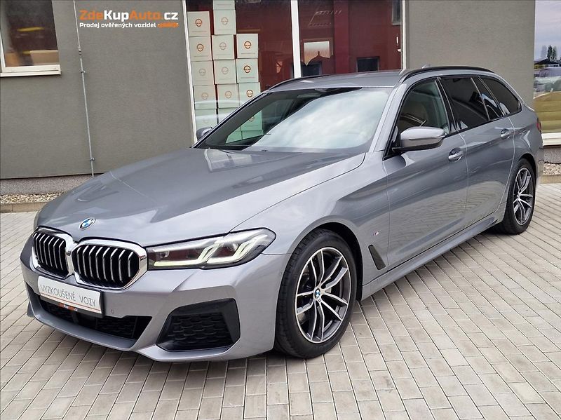 BMW Řada 5 520d Xdrive M-Sport ČR,1.Maj. - fotka 1 z 50