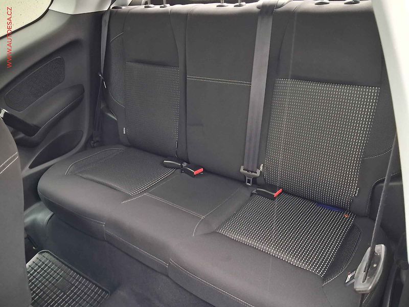Peugeot 208 (2016) 1.2PT, ČR, AC, park.asist - fotka 10 z 12