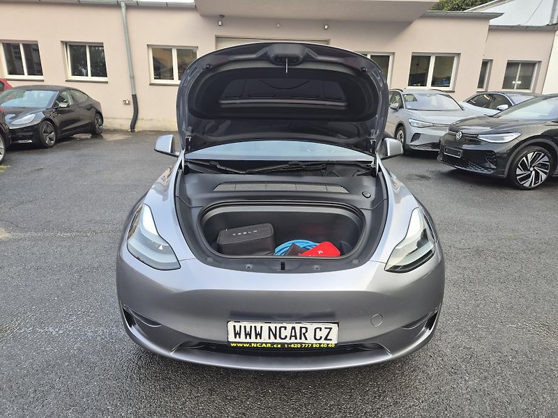 Tesla Model Y ZAMLUVENO ! - fotka 18 z 49