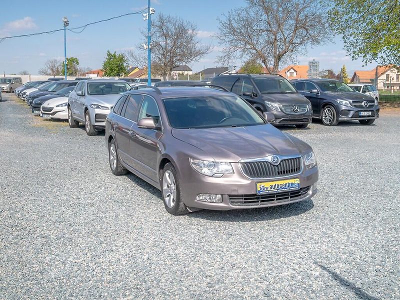 Škoda Superb (2013) ČR 2.0TDI 125KW man – NAVIGACE - fotka 3 z 46