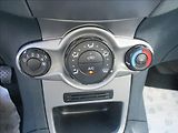 Ford Fiesta 1,3 i, klimatizace, - náhled 16
