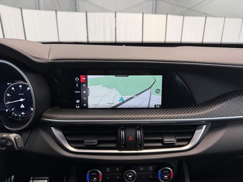 Alfa Romeo Stelvio (2026) Quadrifoglio 2.9 V6 BiTurbo 52 - fotka 13 z 28