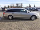 Škoda Superb (2011) 2.0 TDi Elegance - náhled 2