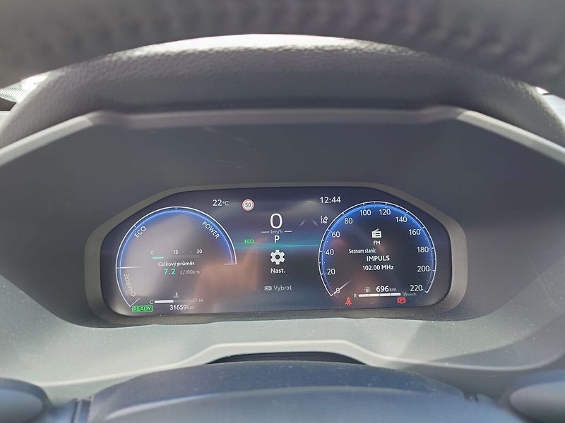 Toyota RAV4 SELECTION 4x4 2.5L HYBRID - fotka 11 z 14