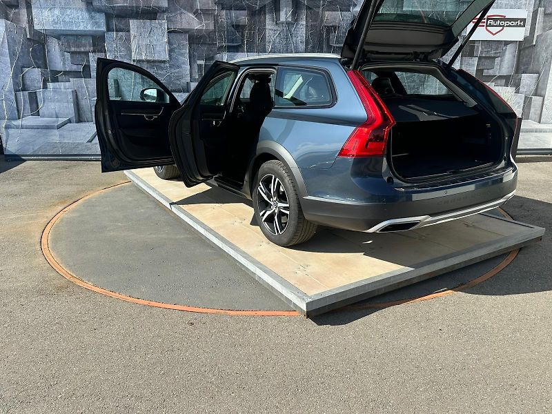 Volvo V90 (2018) 2.0D, 140KW, CROSSCOUNTRY - fotka 9 z 25