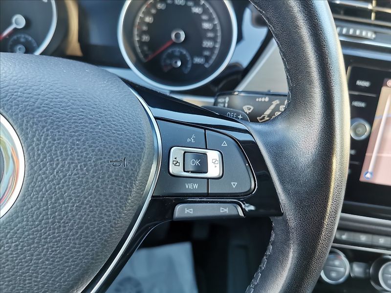 Volkswagen Touran 2.0 TDI Comfortline/Kamera - fotka 14 z 26