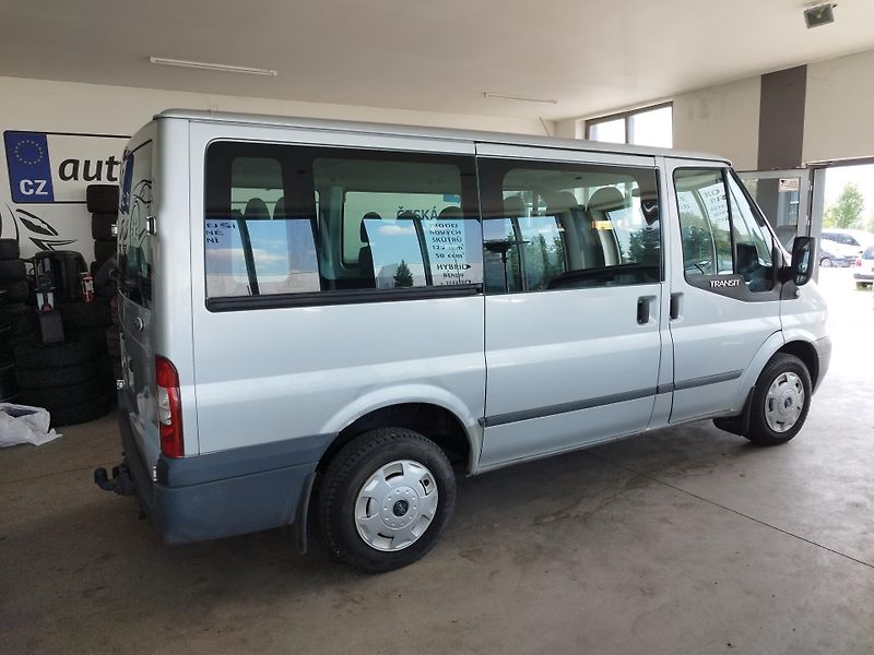 Ford Transit (2010) 2.2,85kW,KLIM.,9MÍST,TAŽ.ZAŘ. - fotka 7 z 27