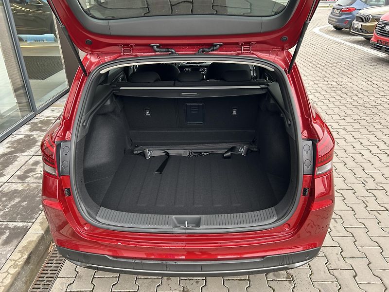 Hyundai i30 WG 1,0 TGDI STYLE SAFETY - fotka 7 z 32