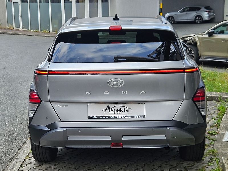 Hyundai Kona 1.0 T-GDi 88kW, Smart, DCT - fotka 4 z 33