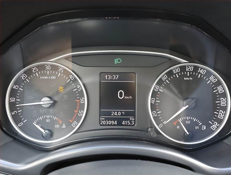Škoda Octavia (2012) 1.6 TDI, Serv.kniha, Navi - fotka 11 z 15