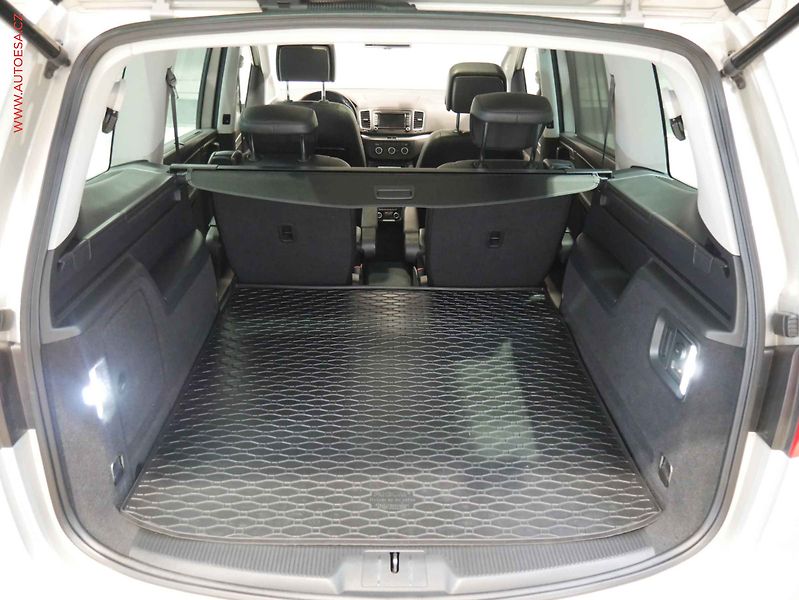 Volkswagen Sharan (2013) 2.0. TDI, servis.kniha, DSG - fotka 7 z 24