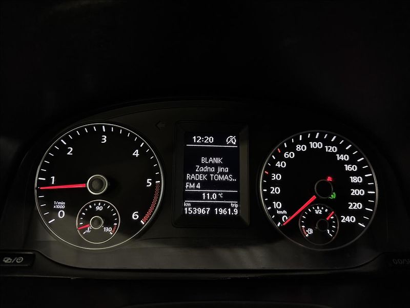 Volkswagen Caddy MAXI 2.0TDI 110kW DSG 4MOTION - fotka 18 z 42