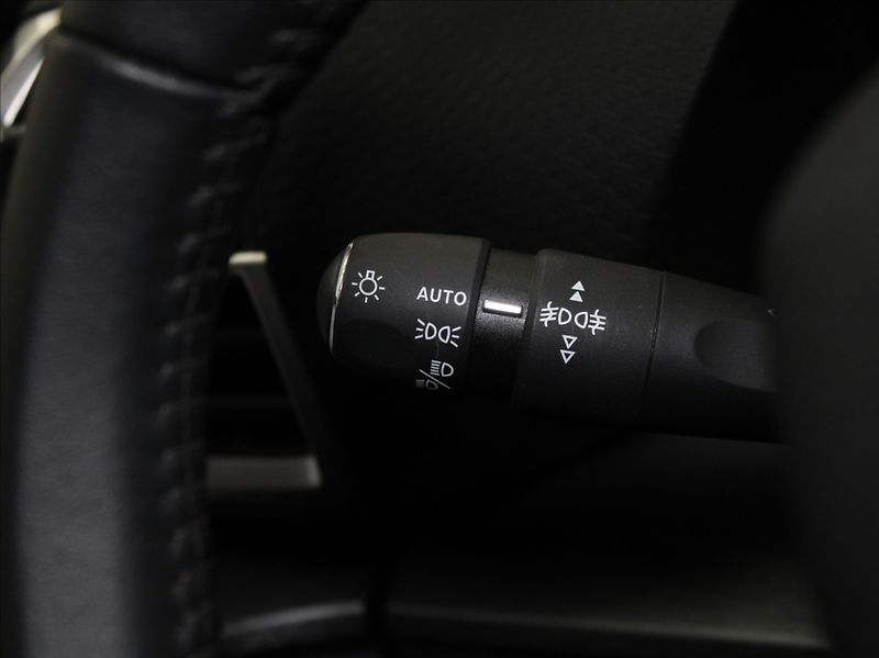 Citroën C5 X 1,2 PT 96kW PLUS VÝPRODEJ! - fotka 19 z 22
