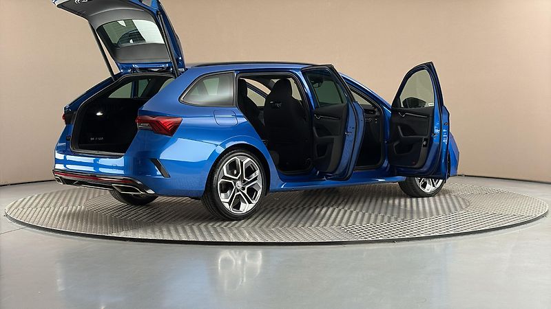 Škoda Octavia 2.0 TDI DSG 4x4 RS Combi - fotka 6 z 26