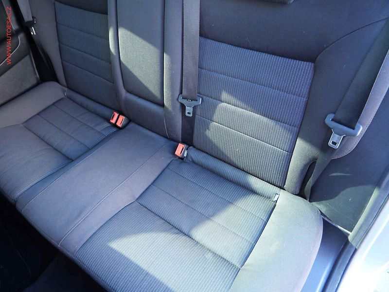 Ford Mondeo (2009) 2.0 TDCi, autoAC - fotka 10 z 20