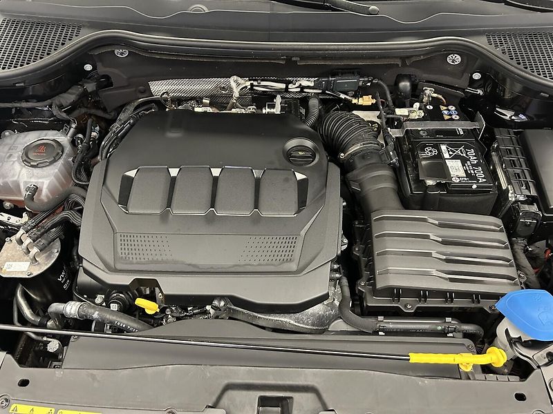 Škoda Karoq 2.0 TDI Top selection - fotka 24 z 24