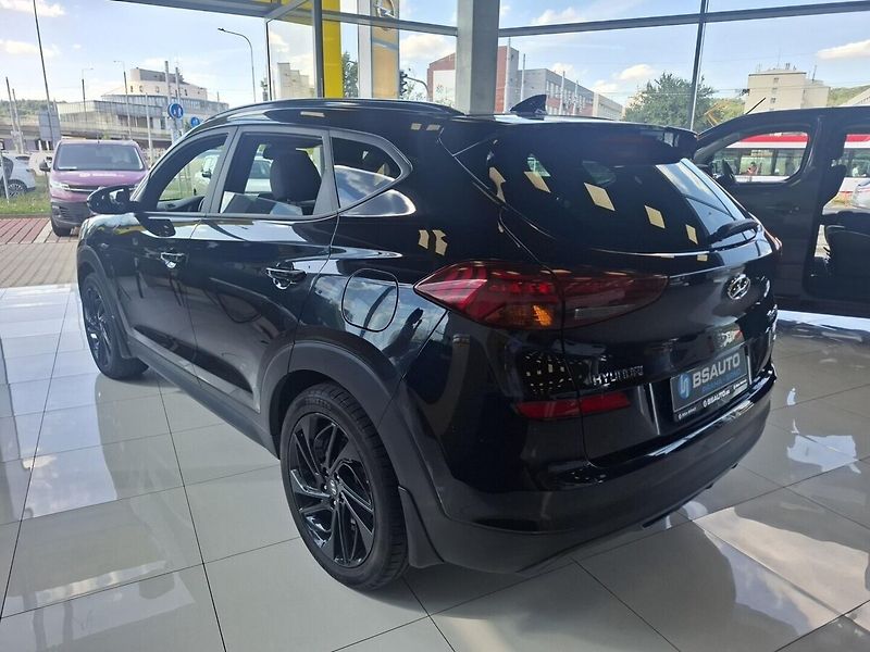 Hyundai Tucson 1.6 T-GDi  130KW 4x4 N-line 20 - fotka 4 z 15