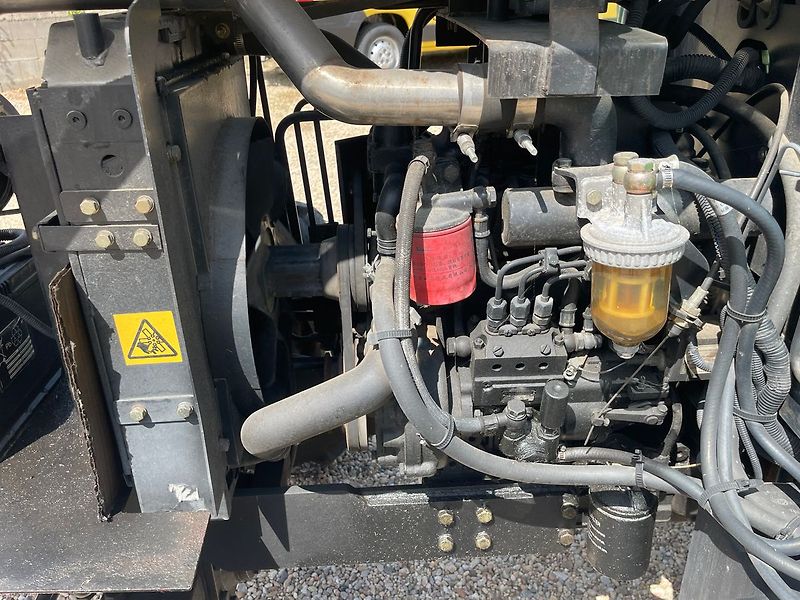 Ostatní YTO SG 254 C 4X4 - fotka 23 z 33