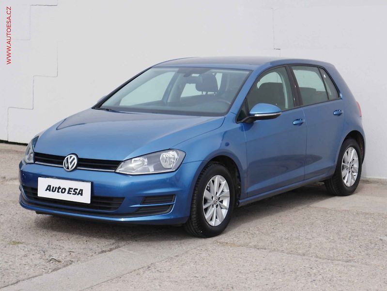 Volkswagen Golf (2013) 1.2 TSi, 1.maj,ČR, AAC, tempo - fotka 3 z 15