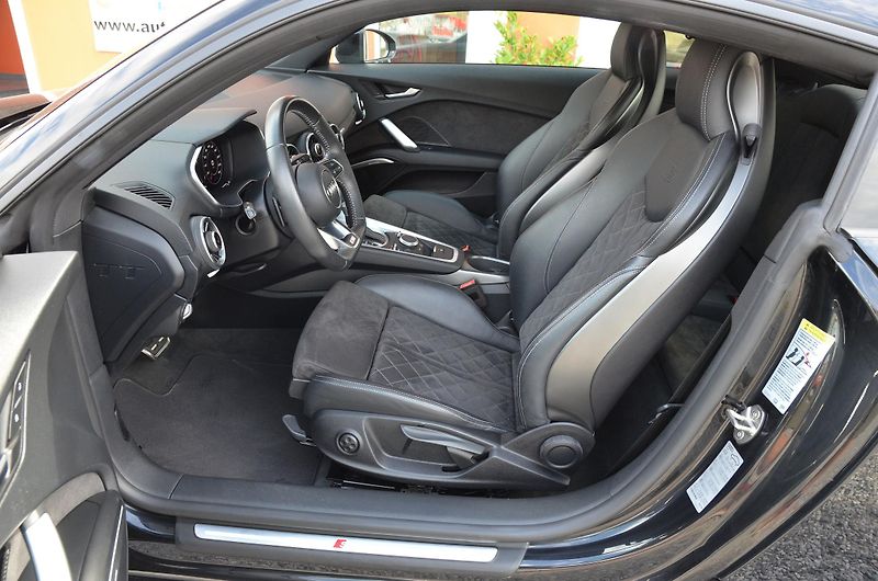 Audi TTS (2019) 2.0 TFSi 225kW Quattro / 46tkm - fotka 19 z 52