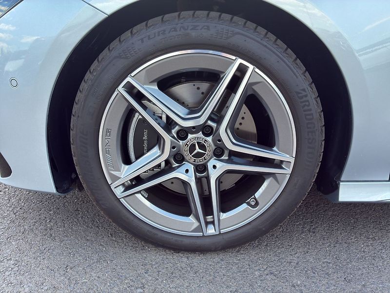 Mercedes-Benz CLA 200 d Shooting Brake AMG - fotka 25 z 26