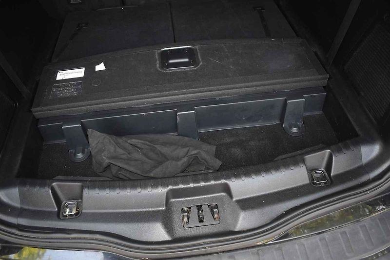 Ford S-Max druhé generace může sloužit větším rodinám ještě hodně dlouho.