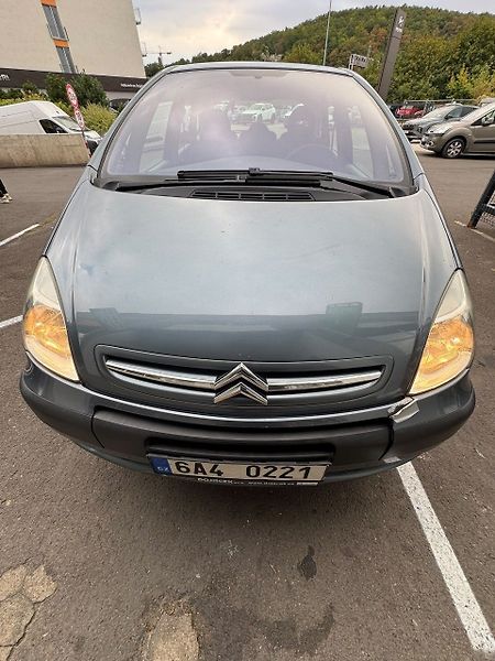 Citroën Xsara Picasso 1,6 - fotka 1 z 9