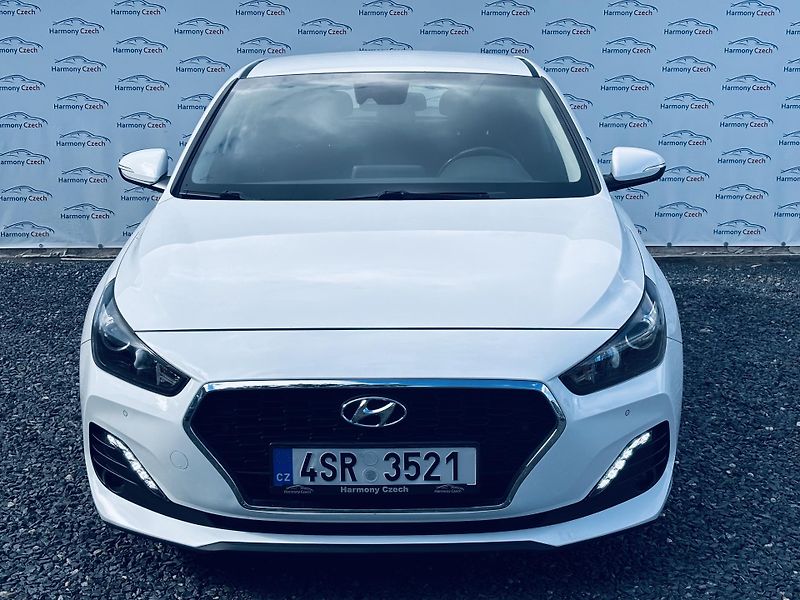 Hyundai i30 (2019) 1.4T-GDi, 103kW, REZERVACE - fotka 2 z 13
