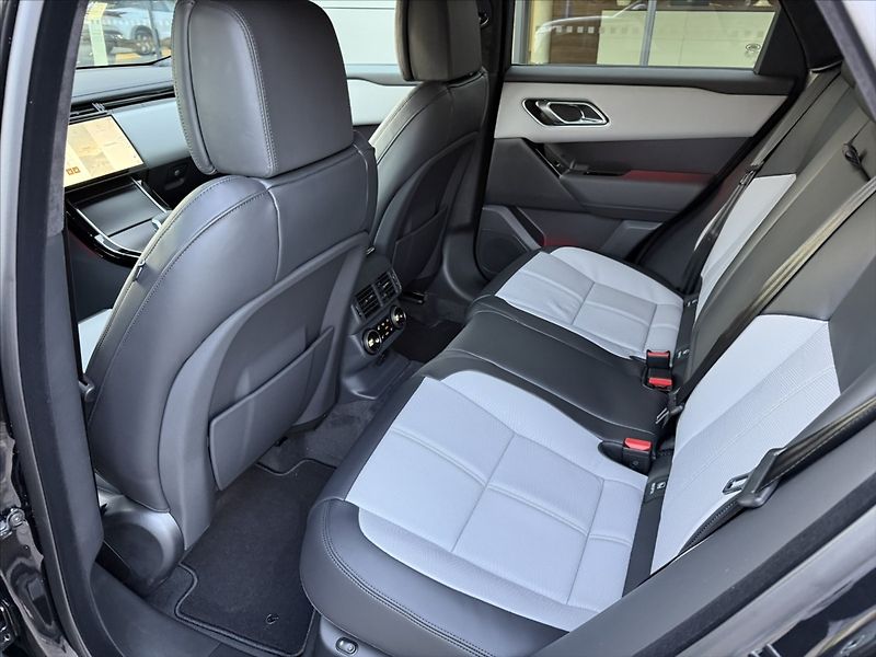 Land Rover Range Rover Velar 3,0 AUTOBIOGRAPHY D300 - fotka 30 z 37