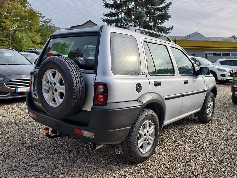 Land Rover Freelander 2.0 TD4 82 kW 4x4 - fotka 4 z 18