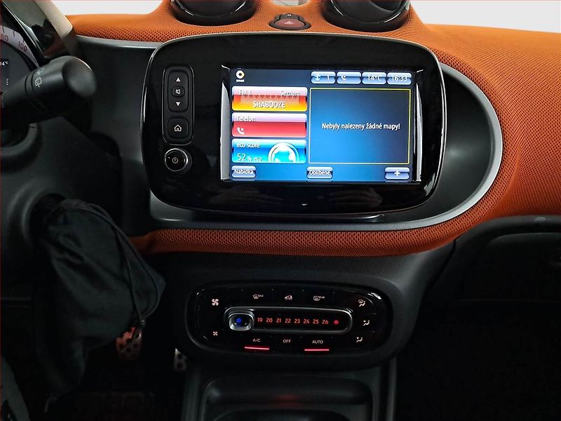 Smart Forfour (2015) 1.0, Tempomat, Vyhř. sedaček - fotka 12 z 19