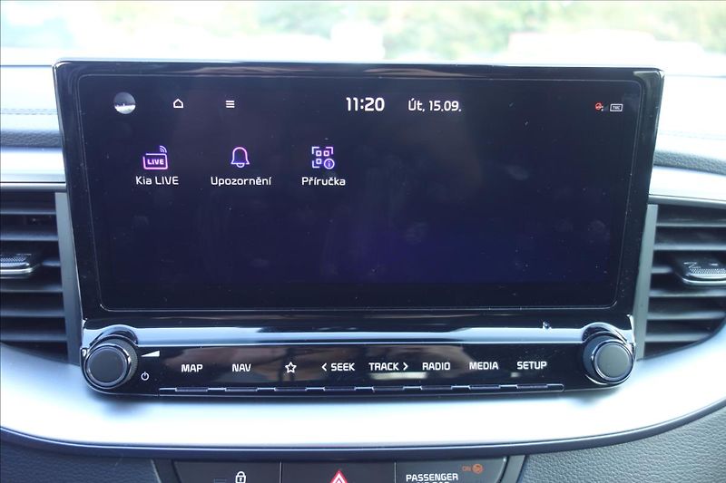 Kia Ceed 1,5 T-GDi,ČR,1 MAJ.,SERV.KN. - fotka 26 z 40