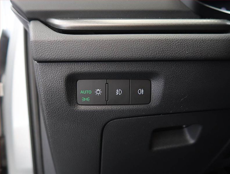 Škoda Octavia (2023) Ambition 2.0 TDI, digi klima - fotka 24 z 24
